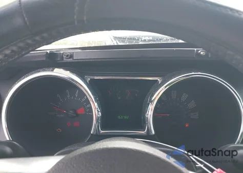 2005 Ford Mustang V6 Deluxe/V6 Premium from USA, damaged, VIN 1ZVFT80N255140487